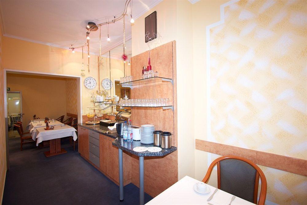 Falk Hotel فرانكفورت المظهر الخارجي الصورة