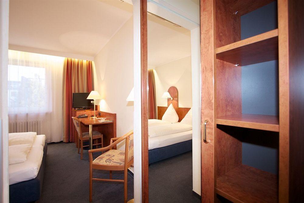 Falk Hotel فرانكفورت المظهر الخارجي الصورة