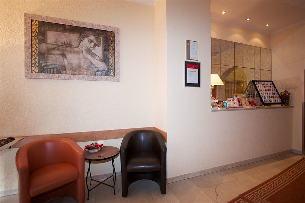 Falk Hotel فرانكفورت المظهر الخارجي الصورة